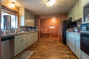 168 Breezy Ln, Roseburg, OR 97470 - Photo 23