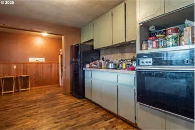 168 Breezy Ln, Roseburg, OR 97470 - Photo 25