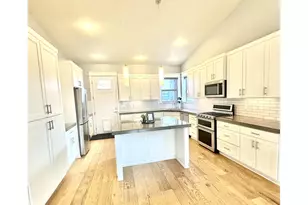 20637 SE Cougar Peak Dr, Bend, OR 97702 - Photo 3