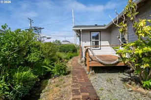 114 S Beacon St, Rockaway Beach, OR 97136 - Photo 41