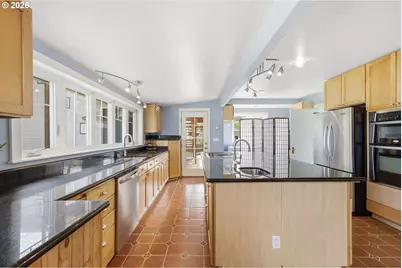 114 S Beacon St, Rockaway Beach, OR 97136 - Photo 9