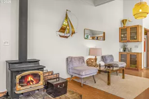 1050 SE Shady Cove Ln, Waldport, OR 97394 - Photo 15