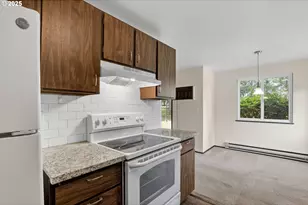 5170 NW Neakahnie Ave, Portland, OR 97229 - Photo 9