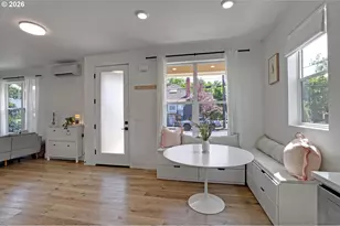 3881 SE 28th Ave, Portland, OR 97202 - Photo 9