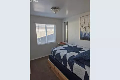 311 NW 58th St, Newport, OR 97365 - Photo 5