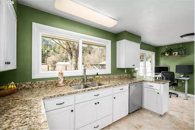 77038 Westridge Ave, Westfir, OR 97492 - Photo 11