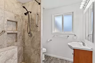 517 NE 106th Ave, Vancouver, WA 98664 - Photo 13