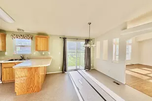 69208 Chadwick Ln, Cove, OR 97824 - Photo 9