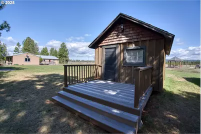 1684 Bz Glenwood Hwy, Glenwood, WA 98619 - Photo 23