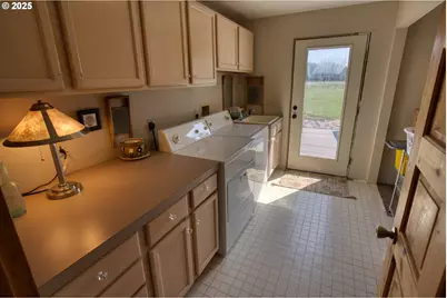 1684 Bz Glenwood Hwy, Glenwood, WA 98619 - Photo 21