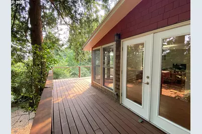 3840 SW Patton Rd, Portland, OR 97221 - Photo 5