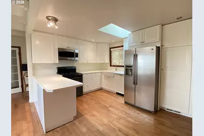 3840 SW Patton Rd, Portland, OR 97221 - Photo 9