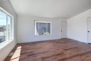 11105 Main St, Donald, OR 97020 - Photo 3