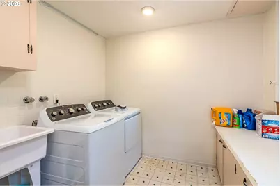 1109 Charman St, Oregon City, OR 97045 - Photo 31