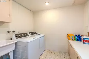 1109 Charman St, Oregon City, OR 97045 - Photo 31
