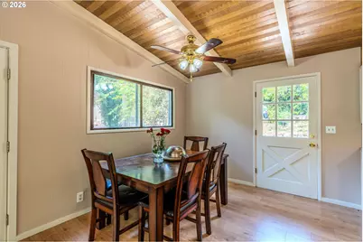 1109 Charman St, Oregon City, OR 97045 - Photo 13