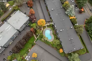 200 Burnham Rd, Lake Oswego, OR 97034 - Photo 35