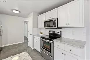 88123 9th St, Veneta, OR 97487 - Photo 19