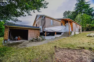 19769 Florence Dr, Clatskanie, OR 97016 - Photo 3