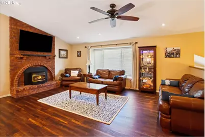 39340 Glover Ct, Sandy, OR 97055 - Photo 5