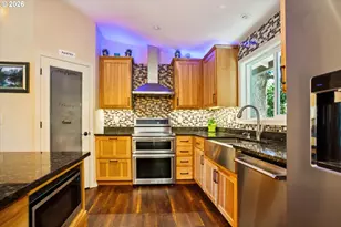 39340 Glover Ct, Sandy, OR 97055 - Photo 9