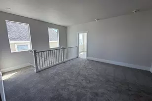 11721 SW Hayrick Ter, Beaverton, OR 97007 - Photo 9