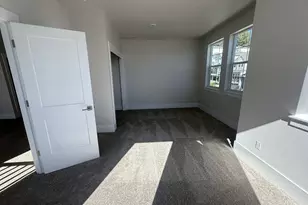 11721 SW Hayrick Ter, Beaverton, OR 97007 - Photo 9