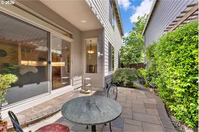 8914 SW Taylors Ferry Rd, Portland, OR 97223 - Photo 43