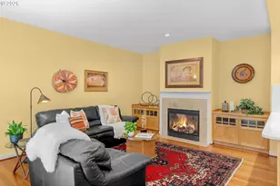 8914 SW Taylors Ferry Rd, Portland, OR 97223 - Photo 15