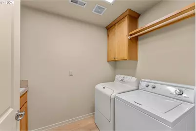 8914 SW Taylors Ferry Rd, Portland, OR 97223 - Photo 39