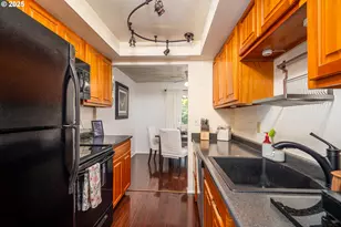 361 NE Village Squire Ave, Gresham, OR 97030 - Photo 11