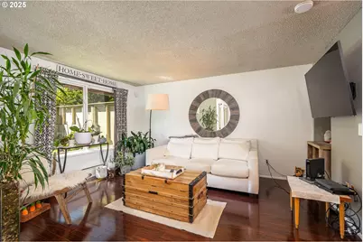 361 NE Village Squire Ave, Gresham, OR 97030 - Photo 5