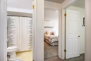 361 NE Village Squire Ave, Gresham, OR 97030 - Photo 17