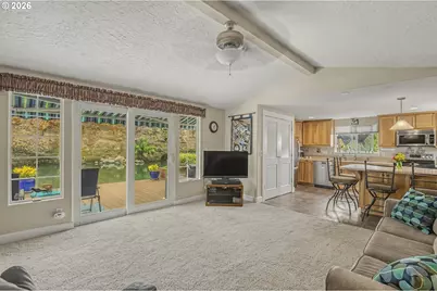 19609 NE Marine Dr #L20, Portland, OR 97230 - Photo 7