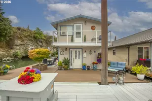 19609 NE Marine Dr, Portland, OR 97230 - Photo 19