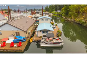 19609 NE Marine Dr, Portland, OR 97230 - Photo 27