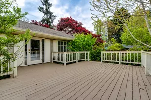 410 Dartmoor Dr, Eugene, OR 97401 - Photo 19
