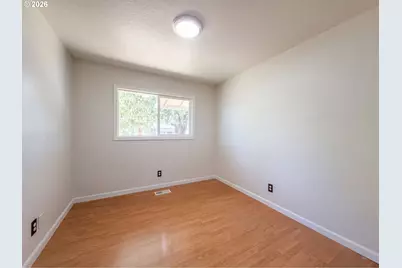 2444 SE 55th Ave, Hillsboro, OR 97123 - Photo 11