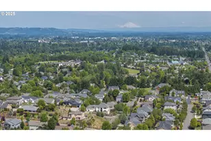 2683 NW Mt Hood, McMinnville, OR 97128 - Photo 7