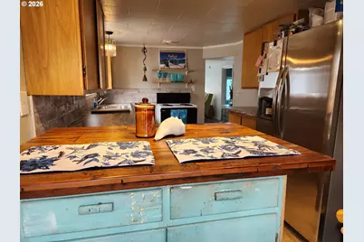782 Laurel Ave, Reedsport, OR 97467 - Photo 21