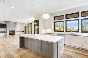 8718 NW Terraceview Ct, Portland, OR 97229 - Photo 15