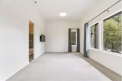 8718 NW Terraceview Ct, Portland, OR 97229 - Photo 33