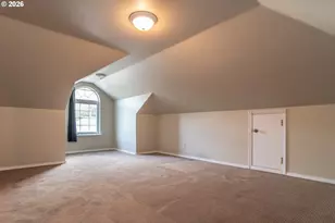 1044 NW Kring St, Roseburg, OR 97471 - Photo 23