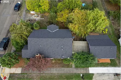 655 6th St, Myrtle Point, OR 97458 - Photo 27