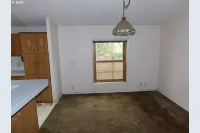406 Chicago St, Albany, OR 97321 - Photo 7