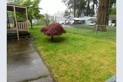406 Chicago St, Albany, OR 97321 - Photo 3