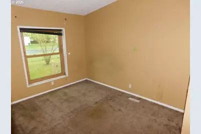 406 Chicago St, Albany, OR 97321 - Photo 11
