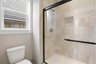 2481 SW 41st St, Gresham, OR 97080 - Photo 23