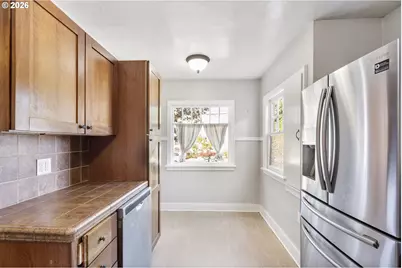 3730 SE 51st Ave, Portland, OR 97206 - Photo 13