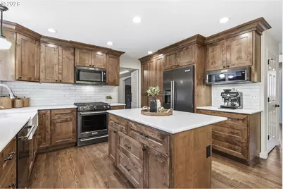 12135 SE Eisert Ct, Happy Valley, OR 97086 - Photo 19